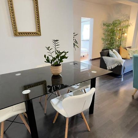 Apartamento T2 Com Terraco Grande Apartment Quarteira Ngoại thất bức ảnh