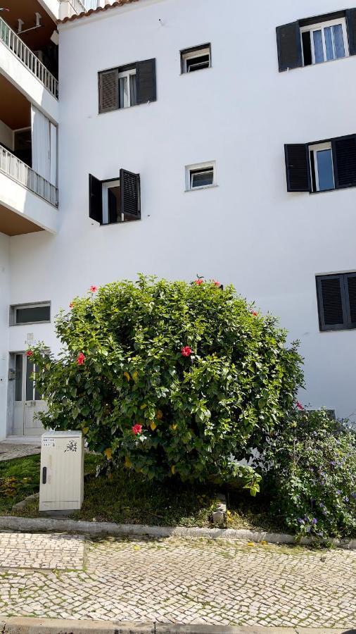 Apartamento T2 Com Terraco Grande Apartment Quarteira Ngoại thất bức ảnh
